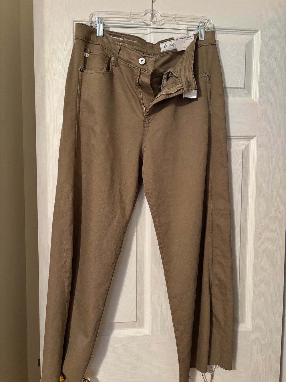 Ag Saige Wide Leg Crop in Khaki